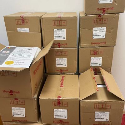 Honeywell YSTG84L-E1G000-1-I-BHB-11C-B-11A7-F1-0000 Pressure Transmitter Hart