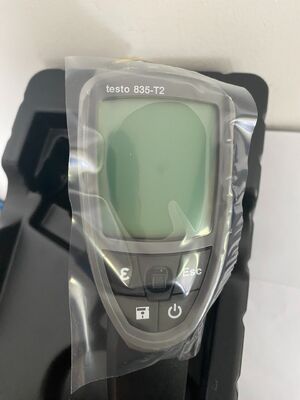 Testo 835-T2 Infrared Thermometer with Wide Measuring Range and High Accuracy for Dual Temperature Modes