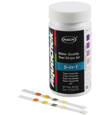 5 in 1 Water Quality Test Strips for Multi-Parameter Testing with 50 Tests and 0 - 10 mg/L Cl₂ Range