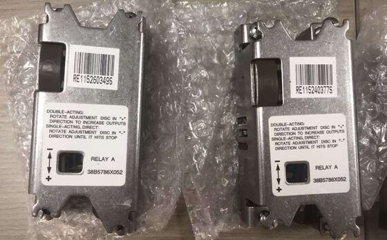 Emerson Fisher Relay 38B5786X122 Low Bleed, Extreme Temperature Relay