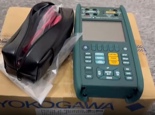 CA500 Series Multi-Function Process Calibrator  accuracy of 0.015% (DC current), 0.020% (resistance), and 0.3˚C (RTD). 
