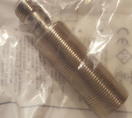 WENGLOR I18N004 10-30 VDC, 5 MM Switching Distance, 4 PIN, INDUCTIVE Sensor, Replaces IW050BM65VA3, M12 Connection, NC+N