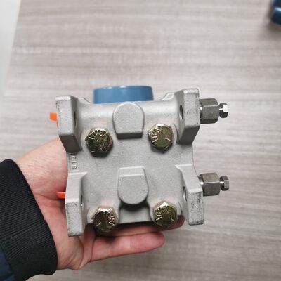 RosemountTM 3051 CoplanarTM চাপ ট্রান্সমিটার 3051CD2A02A1JM6K5S5Q4 + + 0305RC32